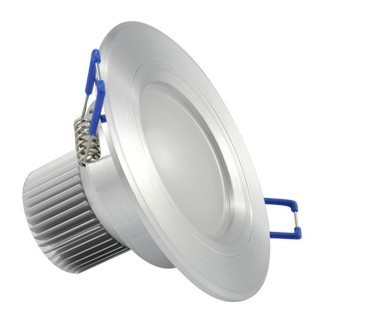 珠海灯具批发销售 以低价实现高性能照明的优选方案